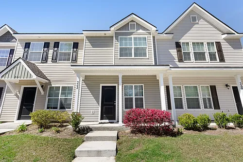 242 Admiration Ave Photo 1