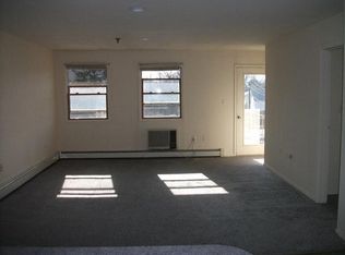 239 Post Ave, Westbury, NY 11590