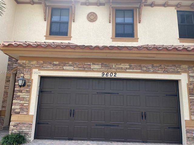 1st image of 9602 Town Parc Cir S