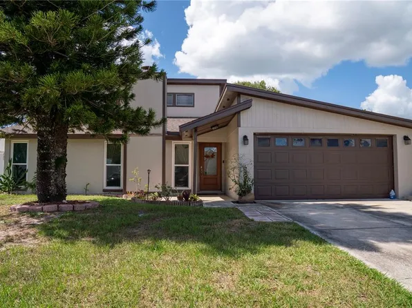 6814 DICKINSON COURT, TAMPA, FL 33634