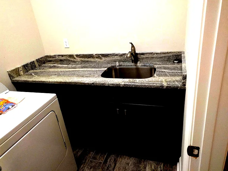 1829 Ashley Hall Way — Photo 42