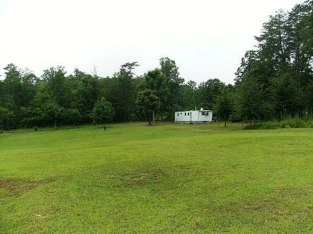 2nd image of 371 Settlement Loop