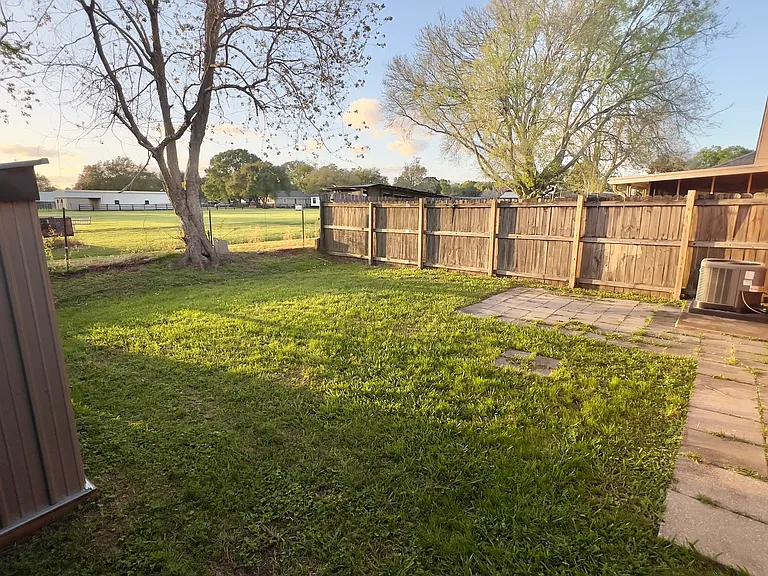 313 Titan Dr #B — Photo 12