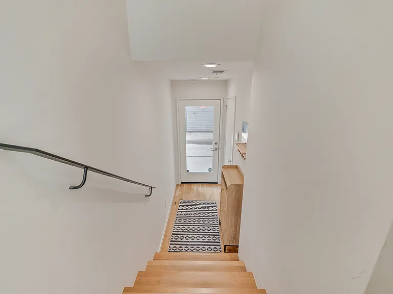2304 N Garrett Ave #1 — Photo 6