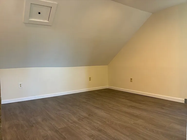 13 Maple Ave — Photo 12