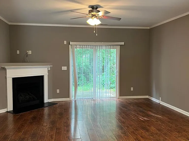 321 Woodson Dr — Photo 8