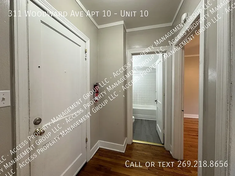 311 Woodward Ave #10 — Photo 2