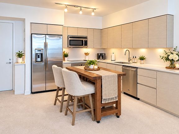 3rd image of 4250 Biscayne Blvd APT 1207