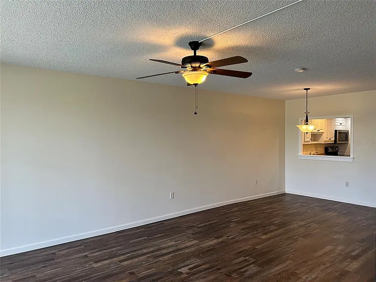7461 W Country Club Dr N #208 — Photo 8
