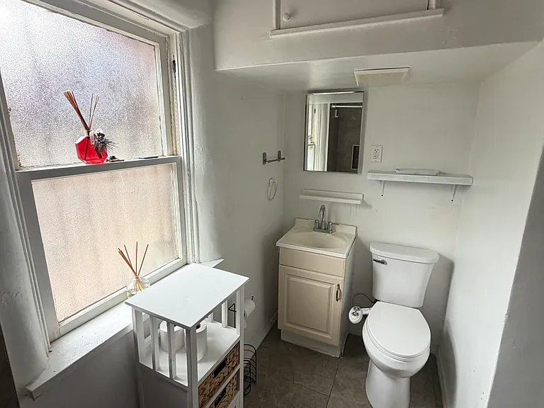 2801 Aurora Ave #C — Photo 14