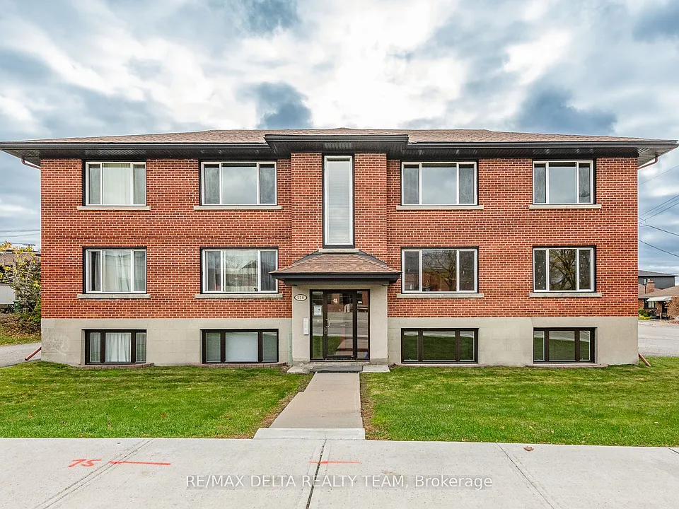 416 Dovercourt Ave #1