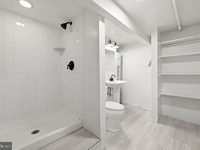 31 E Germain St — Photo 25