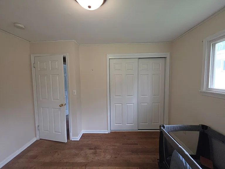 1008 7th St SE — Photo 7