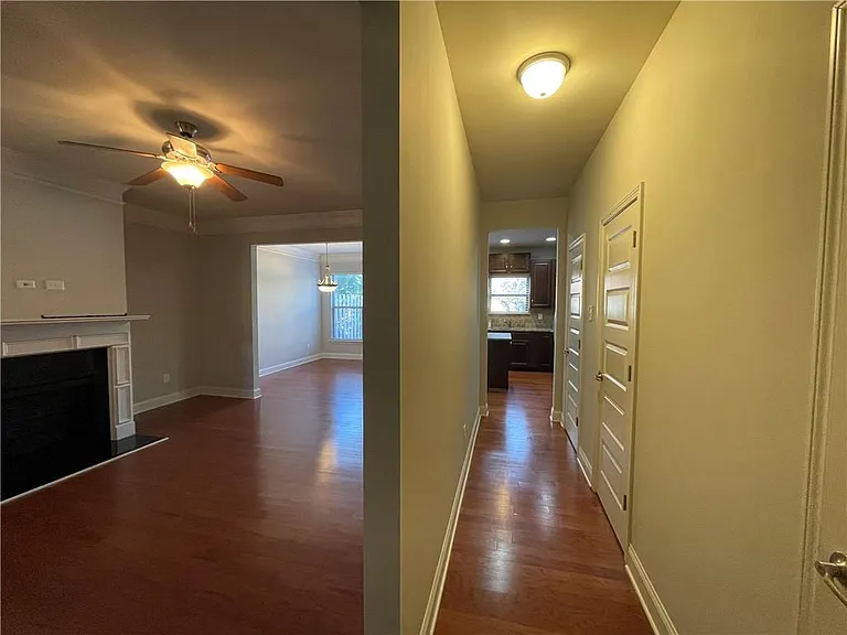 10584 Naramore Ln — Photo 13