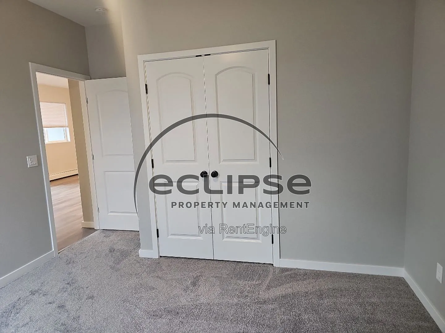 3 bed, 2.0 bath, 1275 sqft, $1,950 — Photo 4