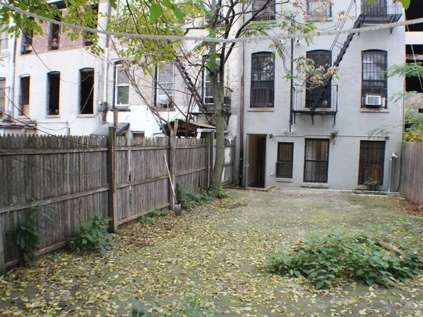 382 Kosciuszko St, Brooklyn, NY 11221