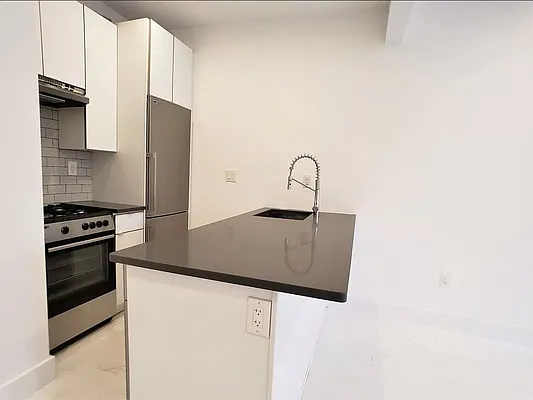 Rented by Living New York | media 5
