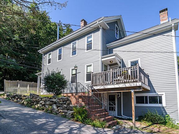 3rd image of 164 Union St