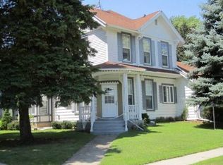 302 Beaver St, Beaver Dam, WI 53916