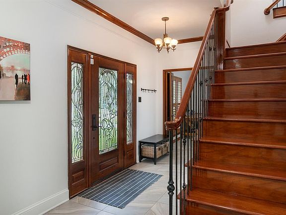 4th image of 12502 Ella Lee Ln