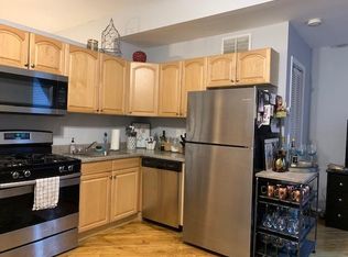 1722 W Julian St APT 1R, Chicago, IL 60622