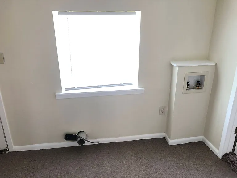 528 N Grandview St — Photo 17