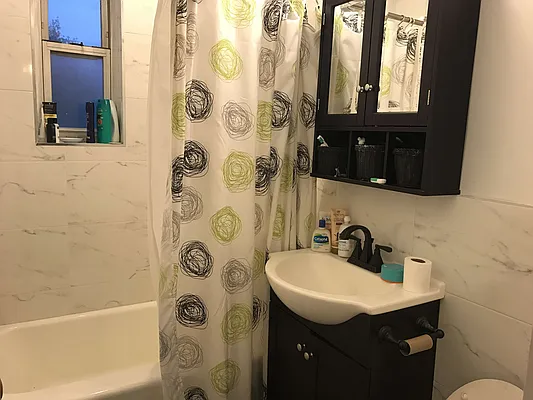 Rented by Big Square Realty LLC | media 7