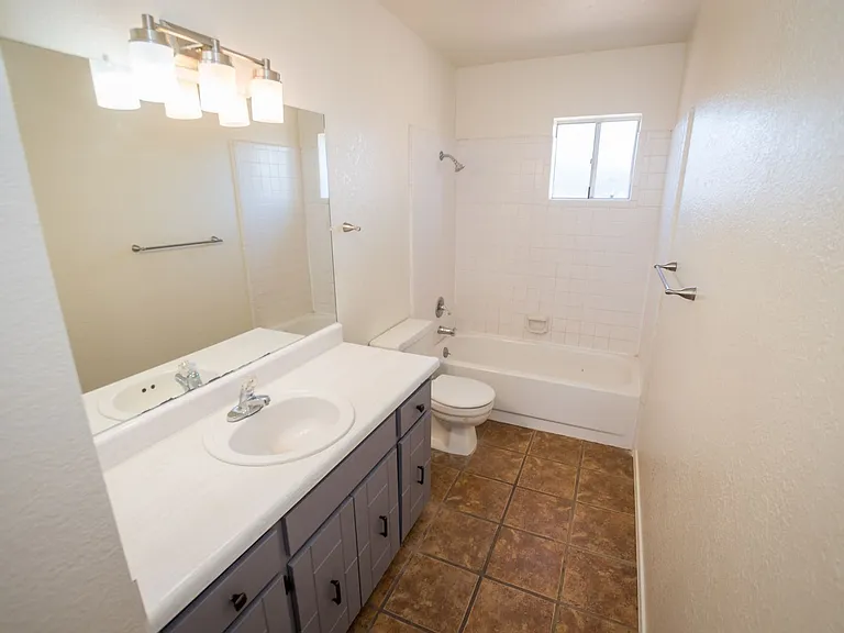 100 Terra Dr — Photo 22