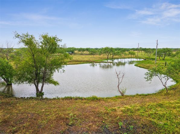 6872 NW County Road 40, Corsicana, TX 75110