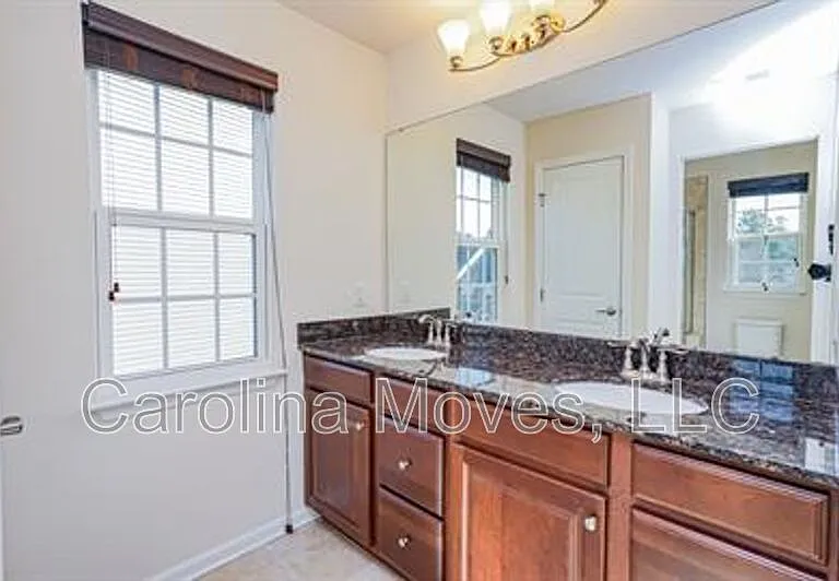 414 Christiane Way — Photo 10