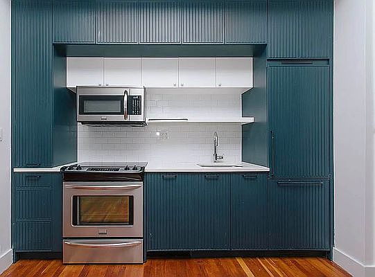 3rd image of 180 Bainbridge St #507