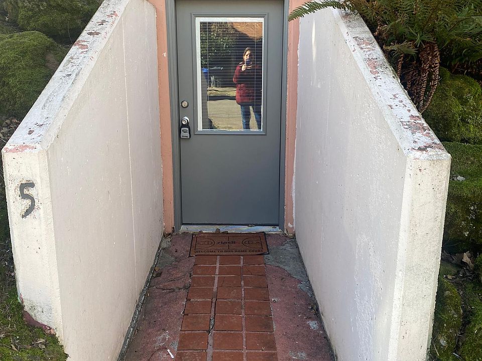 Entrance to apartment from outside.