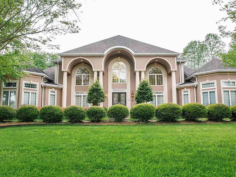 1st image of 1418 Forest Dr