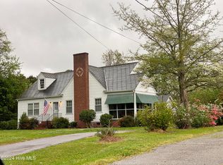 1104 E Main St, Plymouth, NC 27962