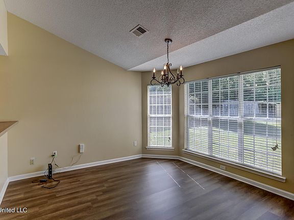 5th image of 6799 Tealwood Dr