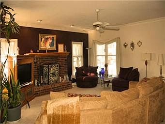 4th image of 13306 E 54th St