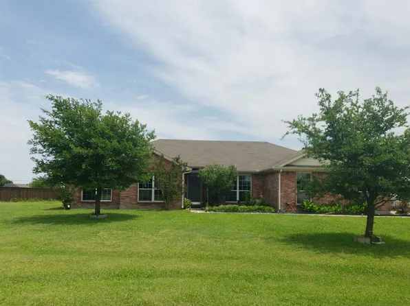 205 James St, Fate, TX 75189