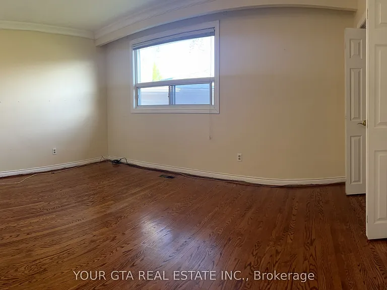 1166 McBride Ave #UPPER — Photo 21