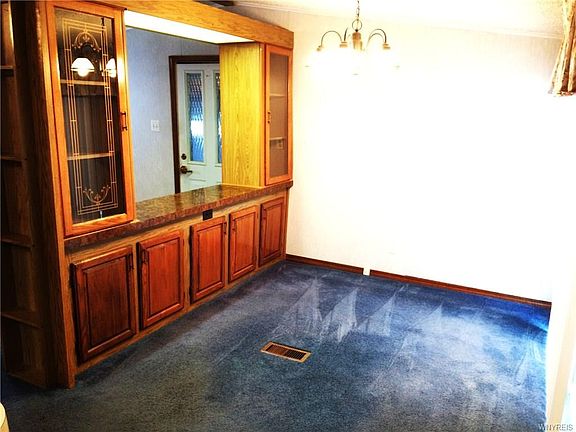 5th image of 5 Orleans Ct