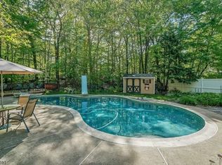 158 Edward Dr, Ringwood, NJ 07456