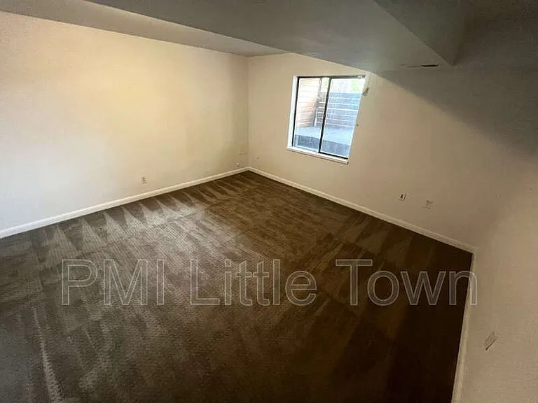 10772 W Berry Ave — Photo 27