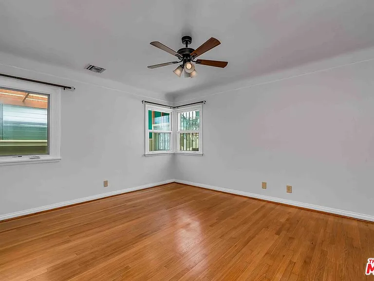 3439 W 84th Pl — Photo 15