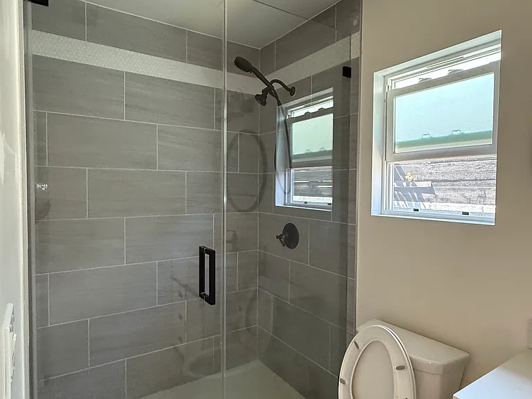 14613 Piuma Ave — Photo 32