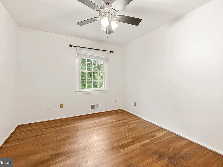 6711 Doane Ave — Photo 18