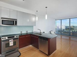 2101 Market St UNIT 2408, Philadelphia, PA 19103