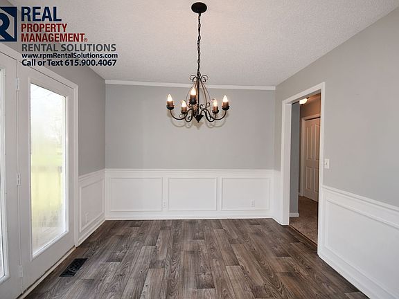 5th image of 2201 Valley Grove Dr