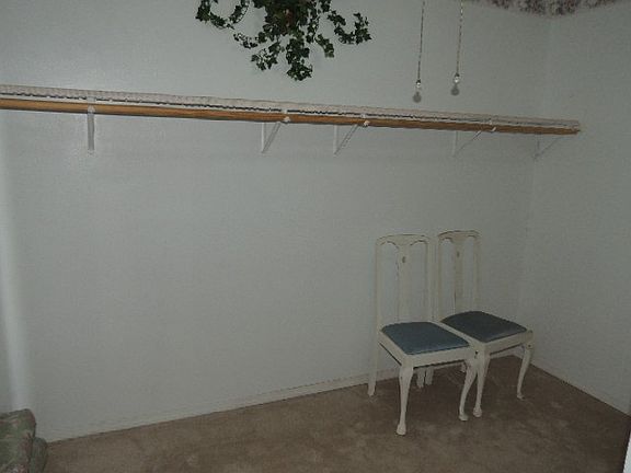 4th image of 5539 W Cross St