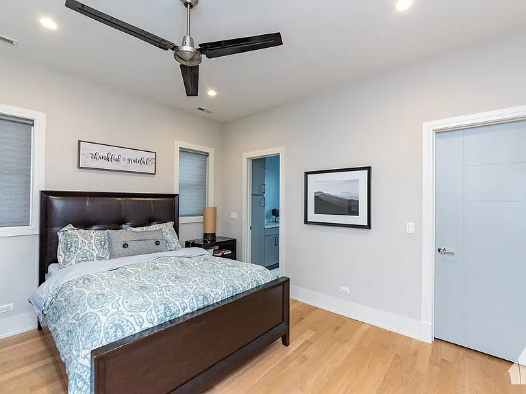 3049 N Clybourn Ave #1 — Photo 7
