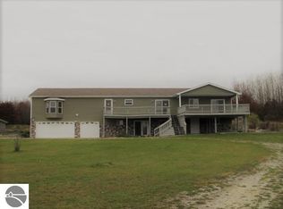 595 Sigsbee Rd, Grayling, MI 49738