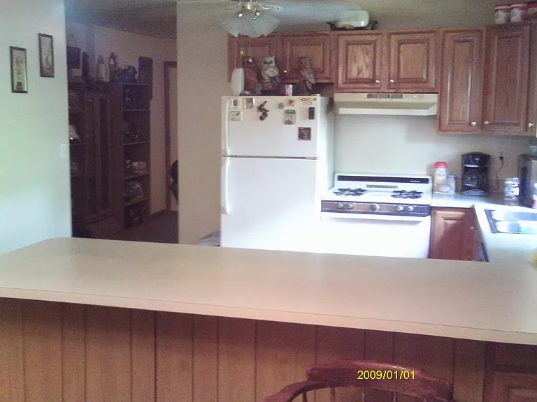 79 E High St #A — Photo 3